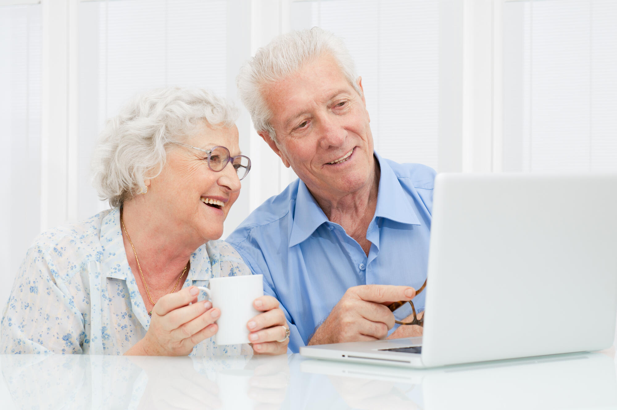 Paying for Assisted Living: Costs, Financial Aid, and Planning Tips